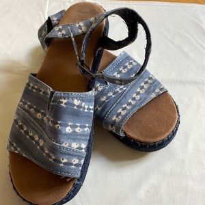 TOM’S Girls Y3.5 Blue Denim Sandals